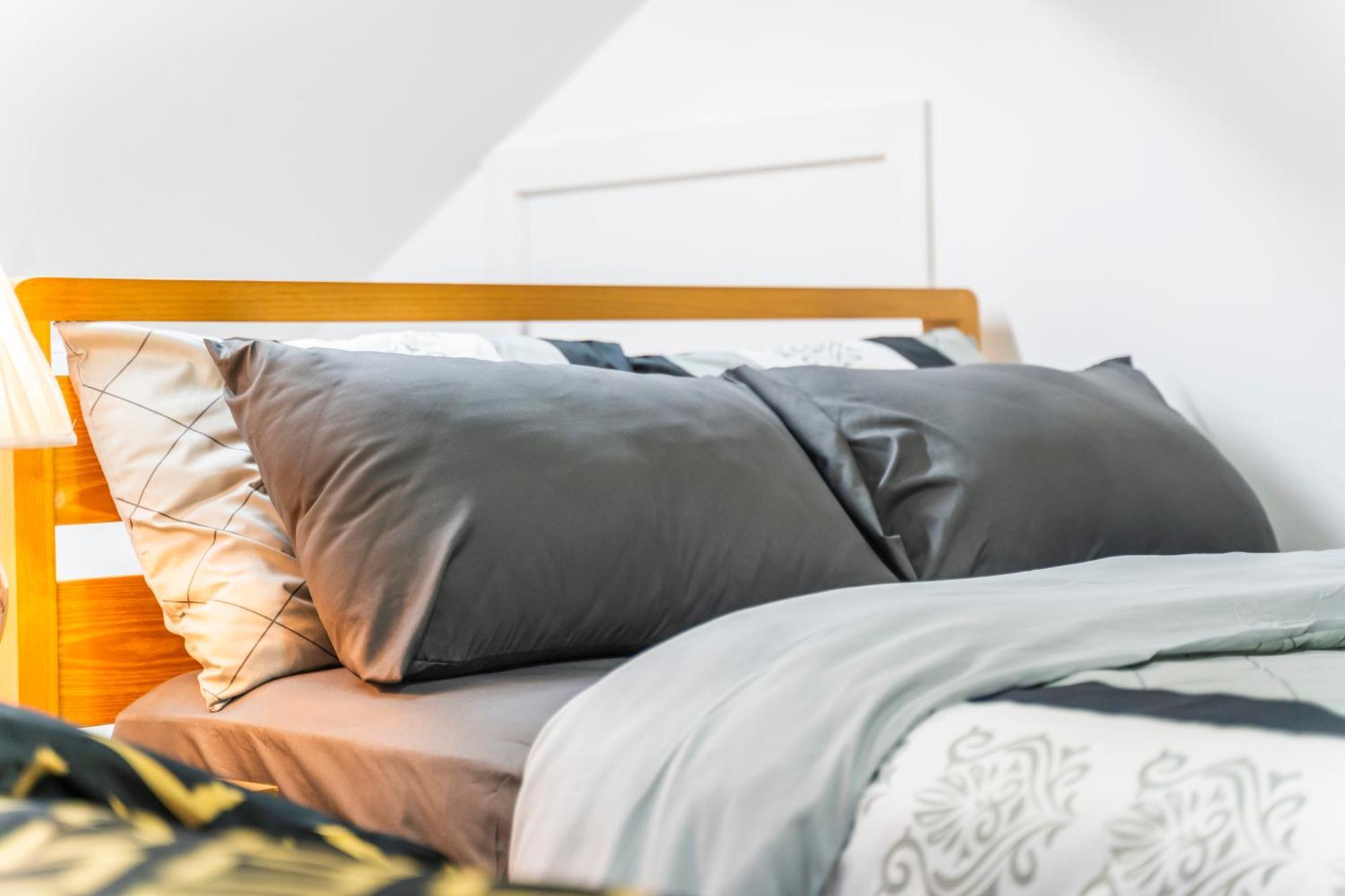 Exquisite 2-Bedroom Penthouse-Sleeps 7-Free Parking With Workstations & High-Speed Wifi Birmingham Exterior foto