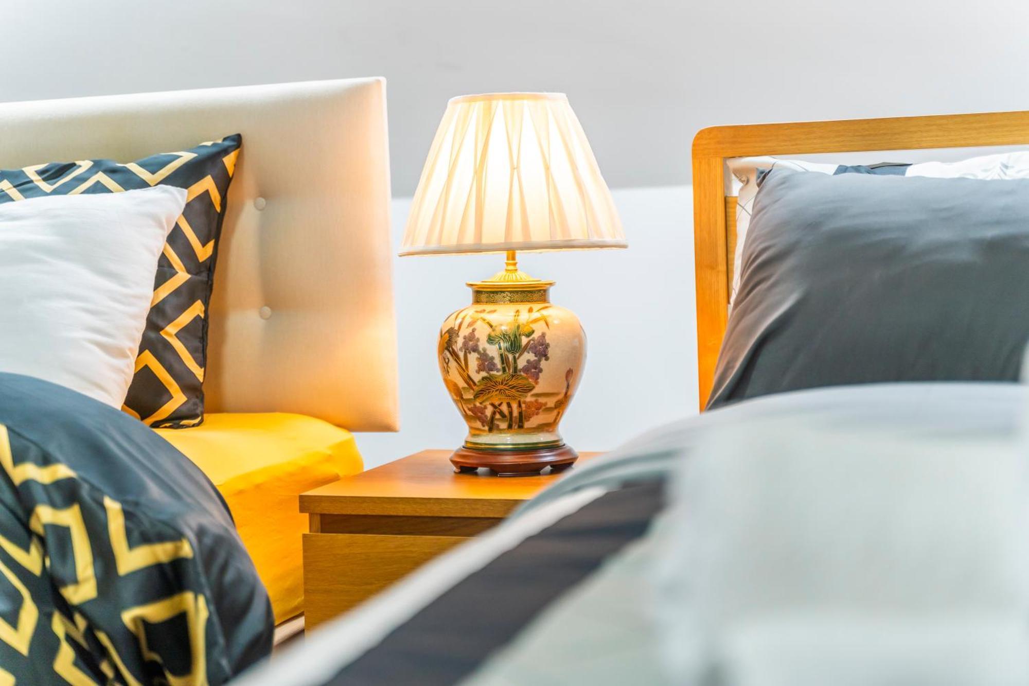 Exquisite 2-Bedroom Penthouse-Sleeps 7-Free Parking With Workstations & High-Speed Wifi Birmingham Exterior foto